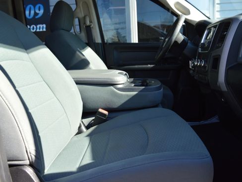 Used 2014 RAM 1500 Express image 20