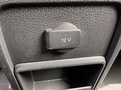 Used 2017 Volkswagen Tiguan Limited w/ Premium Package AWD/4WD image 14