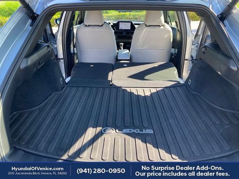 Used 2023 Lexus UX 250h FWD w/ Accessory Package (Z2) image 21