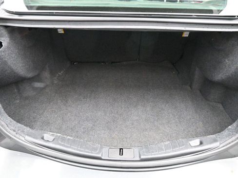 Used 2020 Ford Fusion SE image 9