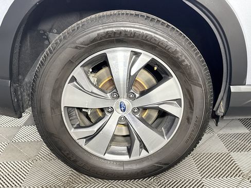 Used 2024 Subaru Ascent Premium AWD/4WD image 30