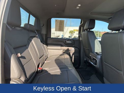 Used 2021 Chevrolet Silverado 2500 LTZ w/ LTZ Convenience Package image 25