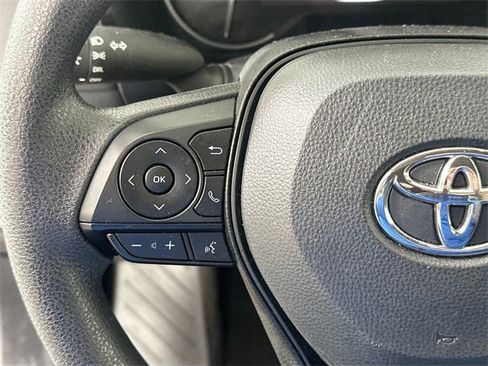 Used 2025 Toyota RAV4 LE image 19