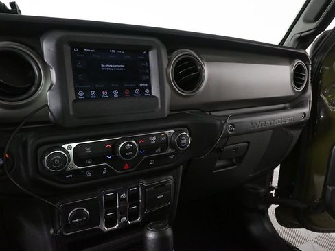 Used 2022 Jeep Wrangler Unlimited Sport AWD/4WD image 13
