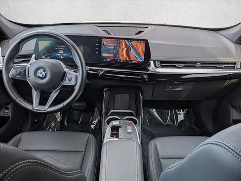 Certified 2025 BMW X1 xDrive28i w/ Convenience Package image 17