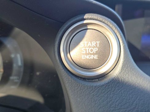 Used 2017 Lexus IS 200t image 32