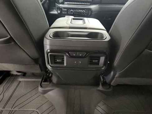 Used 2022 Chevrolet Silverado 1500 ZR2 image 36