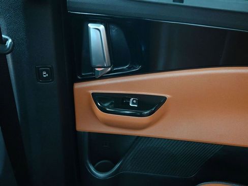 Used 2024 Kia Carnival SX Prestige image 44