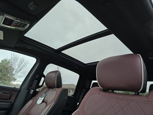 Used 2025 RAM 1500 Limited image 5