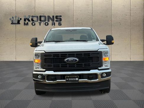 New 2026 Ford F250 XL w/ XL Chrome Package image 3