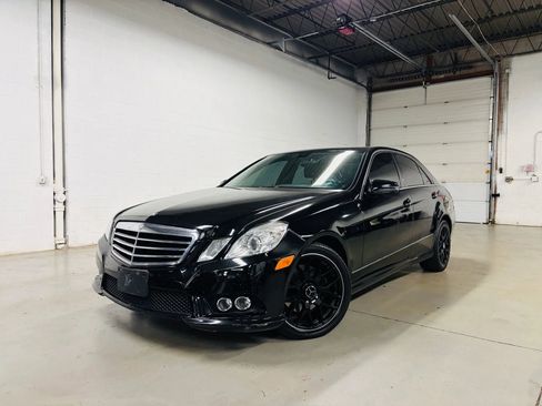 Used 2010 Mercedes-Benz E 350 4MATIC Sedan image 1