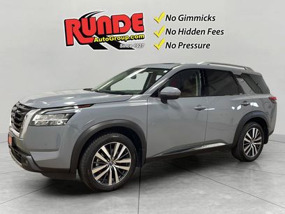Used 2022 Nissan Pathfinder Platinum w/ Cargo Package