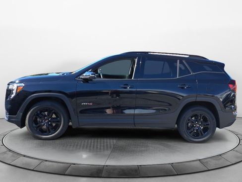 Used 2024 GMC Terrain AT4 w/ Infotainment Package II AWD/4WD image 4