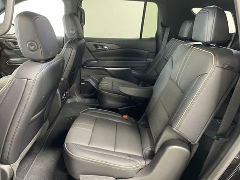 New 2026 Chevrolet Traverse High Country image 23