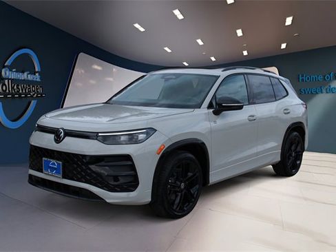 New 2026 Volkswagen Tiguan SE R-Line image 8