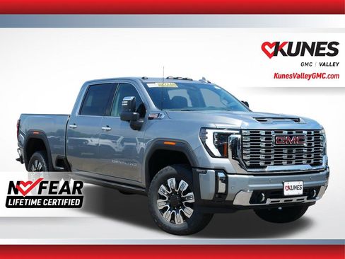 New 2026 GMC Sierra 3500 Denali w/ Denali Reserve Package AWD/4WD image 1
