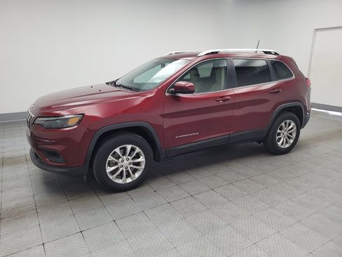 Used 2019 Jeep Cherokee Latitude w/ Popular Appearance Group AWD/4WD image 2