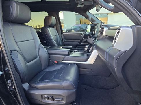 Used 2022 Toyota Tundra Platinum image 21