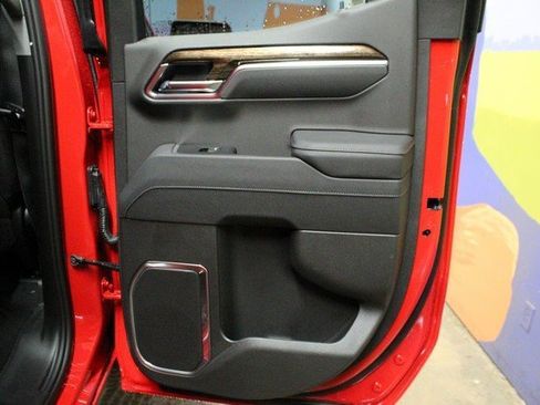 New 2026 GMC Sierra 1500 Elevation image 11