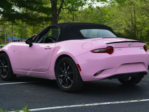 Used 2016 MAZDA MX-5 Miata Club image 23