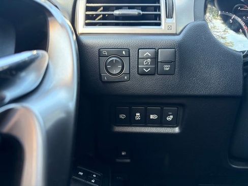 Used 2023 Lexus GX 460 Premium w/ Premium Package AWD/4WD image 28