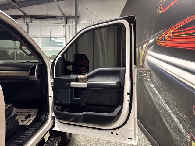 Used 2019 Ford F250 Lariat w/ Chrome Package AWD/4WD image 27