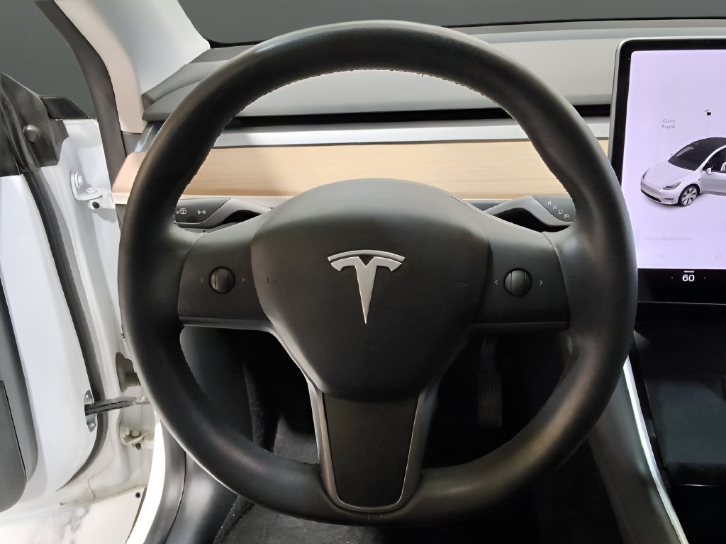 Used 2020 Tesla Model Y Long Range AWD/4WD image 20