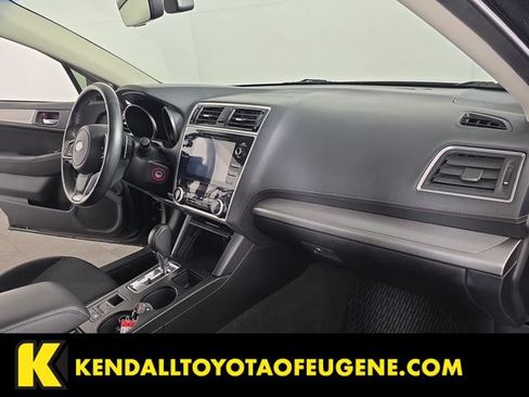 Used 2018 Subaru Outback 2.5i Premium AWD/4WD image 28