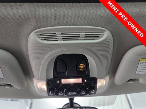Used 2015 MINI Cooper S image 25