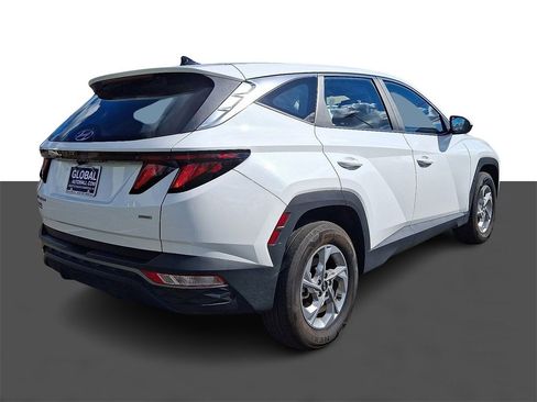 Used 2023 Hyundai Tucson SE image 7