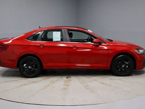 Used 2023 Volkswagen Jetta SE w/ Panoramic Sunroof Package FWD image 12