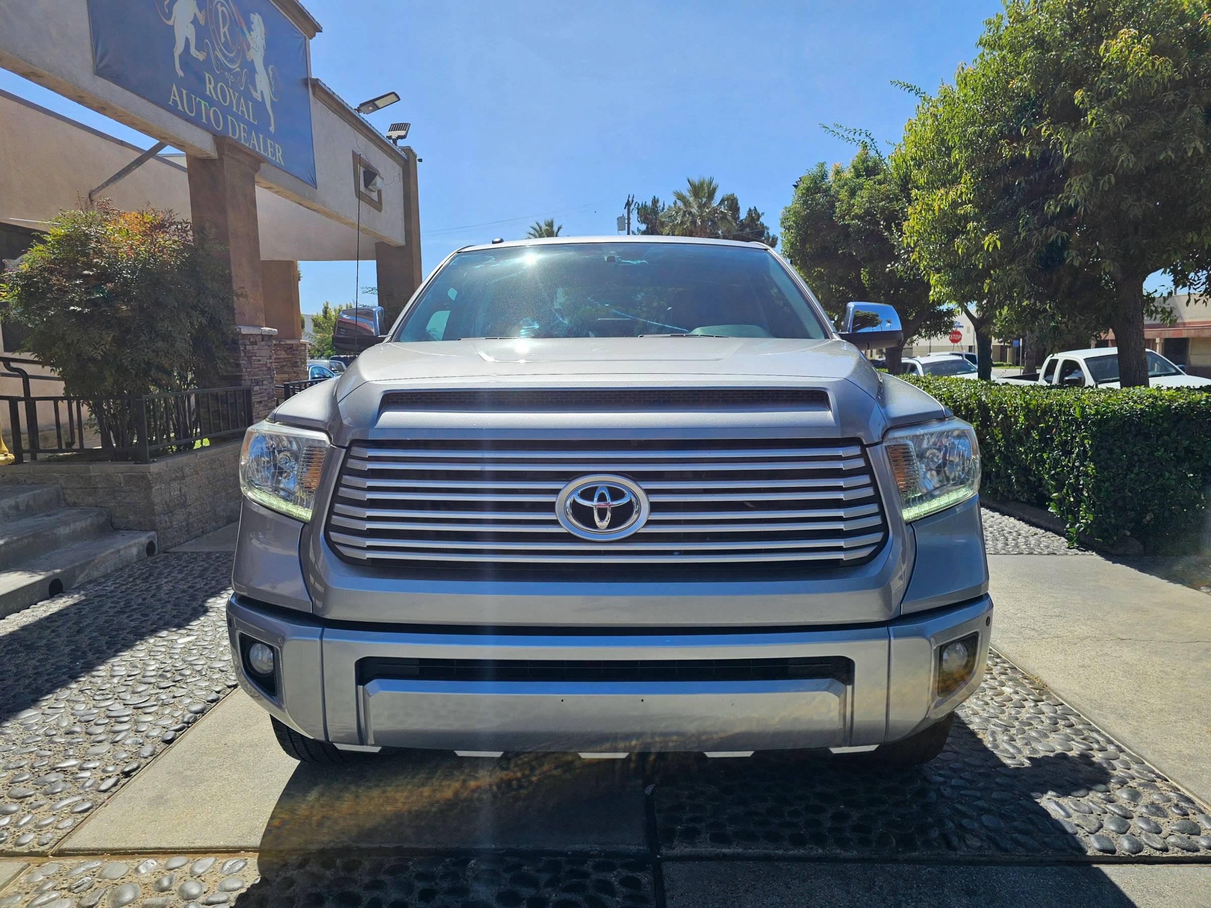 Used 2014 Toyota Tundra Platinum RWD image 2