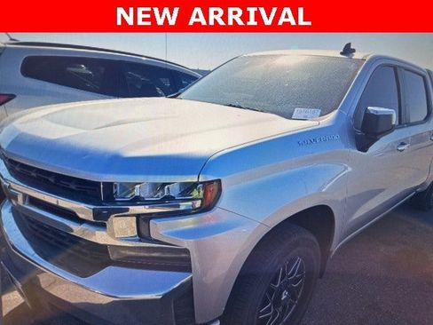 Used 2019 Chevrolet Silverado 1500 LT w/ All-Star Edition image 3
