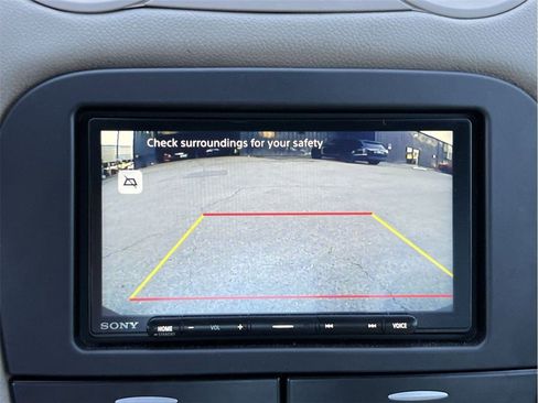 Used 2012 Mercedes-Benz SL 63 AMG image 31