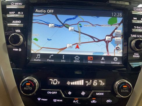 Used 2016 Nissan Murano SL w/ SL Technology Package AWD/4WD image 10