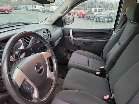 Used 2013 GMC Sierra 1500 SLE w/ Power Tech Package image 8