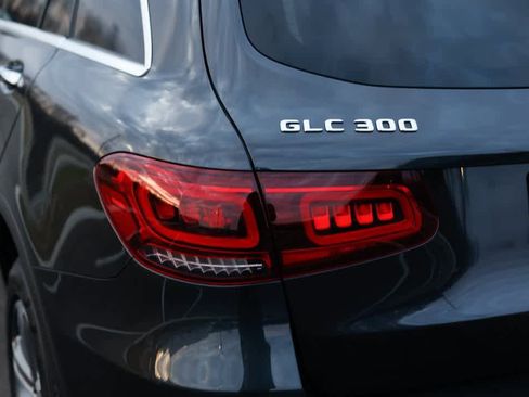 Certified 2022 Mercedes-Benz GLC 300 4MATIC image 11