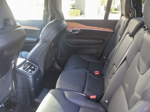 Used 2024 Volvo XC90 T8 Plus w/ Protection Package Premier image 19