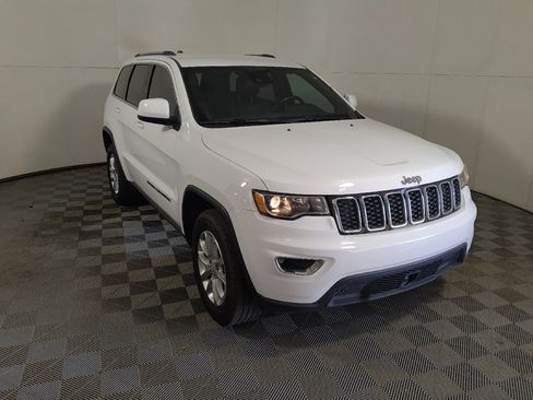 Used 2021 Jeep Grand Cherokee Laredo X RWD image 14
