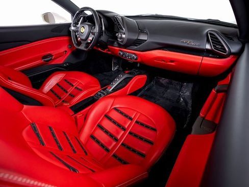 Used 2019 Ferrari 488 Spider image 48