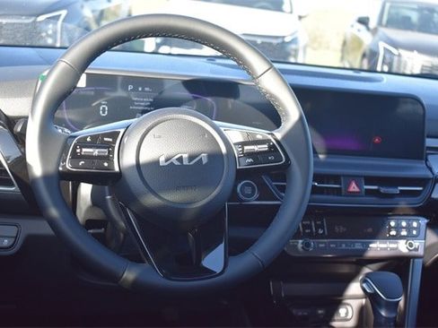 New 2026 Kia Seltos S image 18