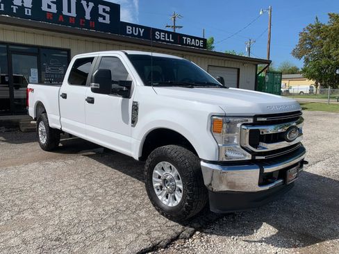 Used 2022 Ford F250 XL w/ STX Appearance Package image 4