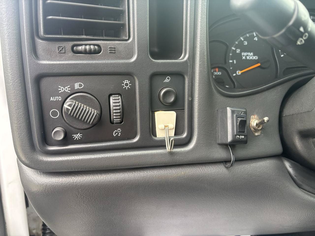 Used 2007 GMC Sierra 3500 W/T AWD/4WD image 21