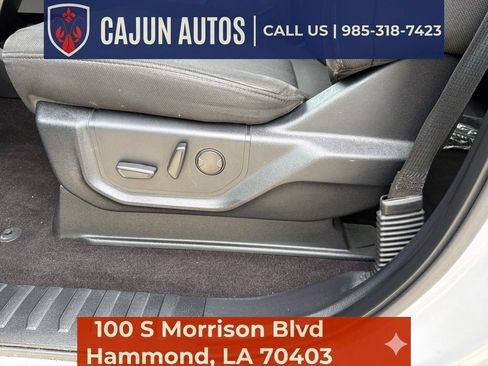 Used 2019 Ford F150 XLT w/ Equipment Group 302A Luxury AWD/4WD image 16
