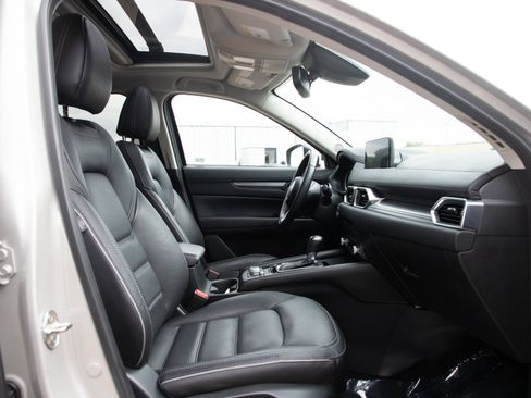 Used 2025 MAZDA CX-5 AWD 2.5 S w/ Preferred Package image 11