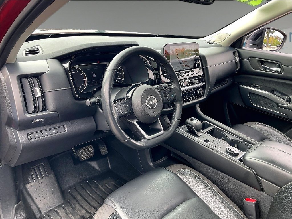 Used 2022 Nissan Pathfinder SL w/ SL Premium Package AWD/4WD image 8
