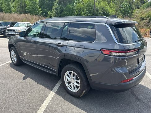 Used 2025 Jeep Grand Cherokee L Laredo w/ Luxury Tech Group I AWD/4WD image 7