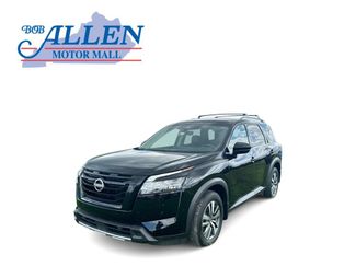 Used 2024 Nissan Pathfinder SL w/ Black Appearance Package AWD/4WD video 1