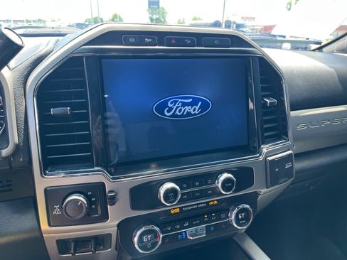 Used 2022 Ford F250 Lariat AWD/4WD image 12