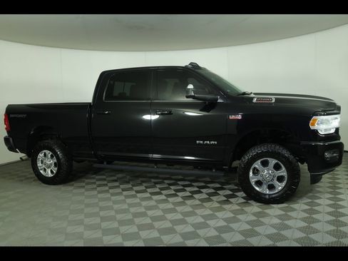 Used 2022 RAM 2500 Big Horn w/ Level B Equipment Group image 18